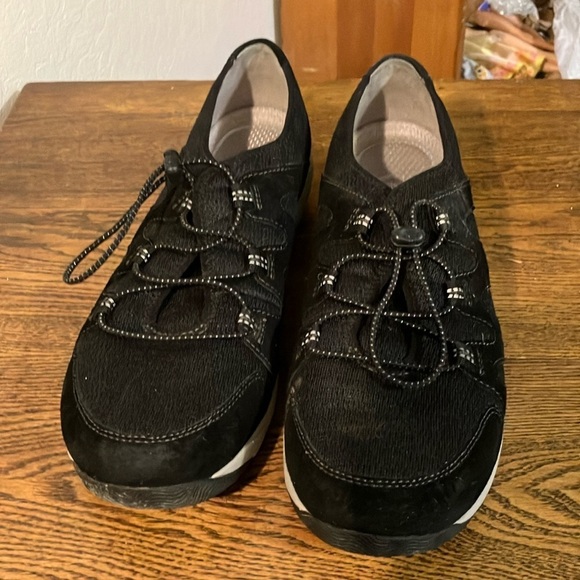 Dansko sneaker athletic walking shoe size 42 / 11 - Picture 1 of 7